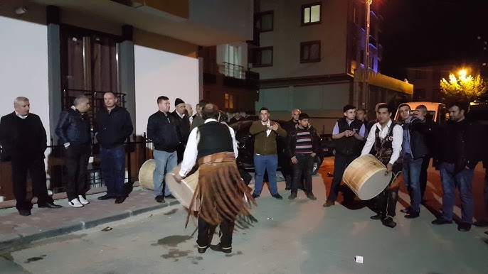 Etkinliklerinize Ritim Katmak İçin İstanbul’un En Tecrübeli Davul Zurna Ekibiyle Tanışın